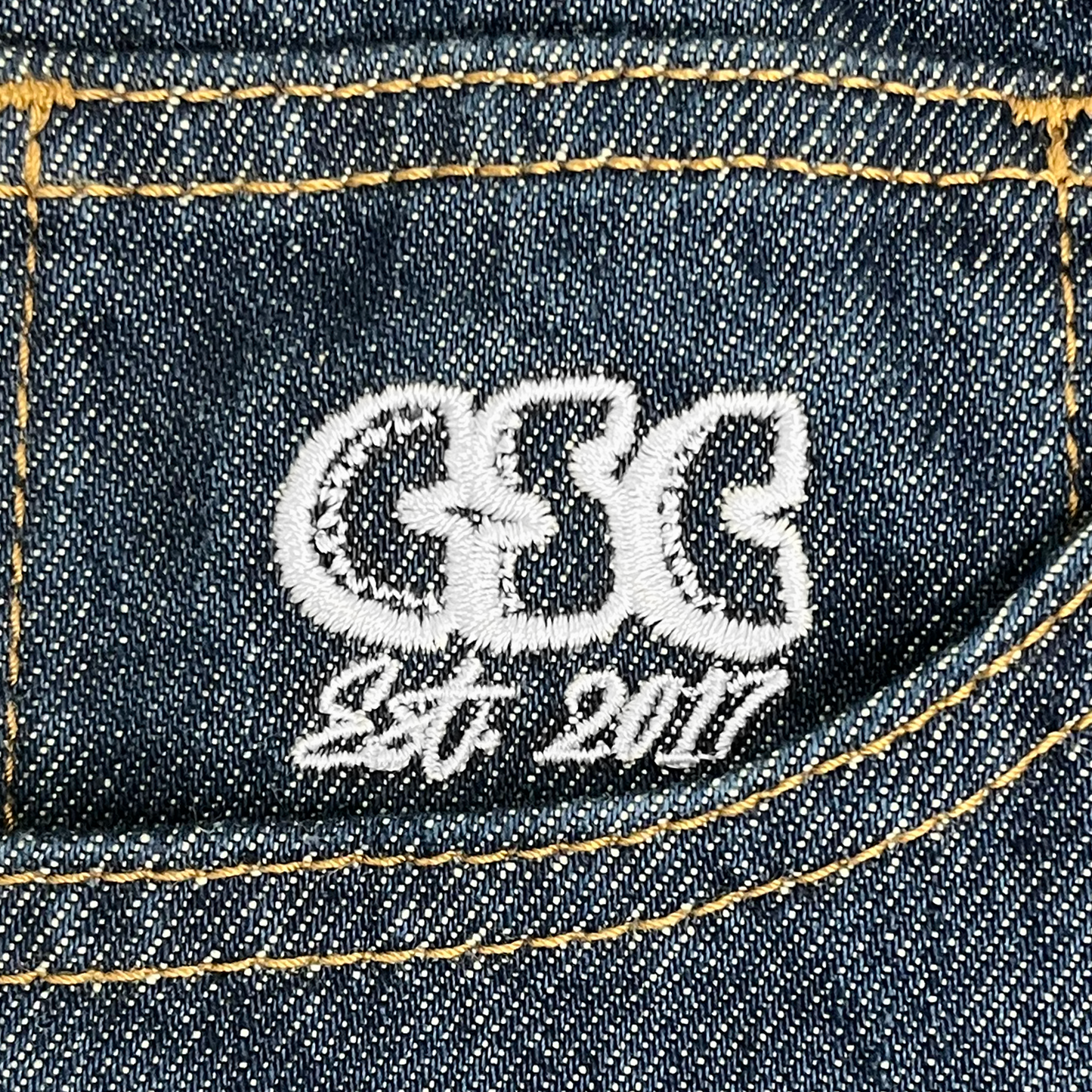 SF LOGO DENIM JEANS
